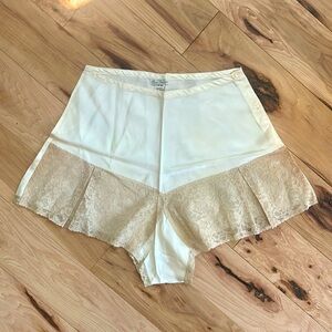 Vintage 1940’s Rose Manson Tap Pant with Lace Trim - size 24